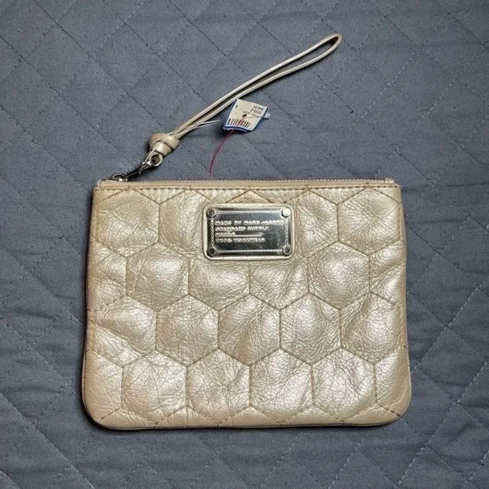 Marc by‎ Marc Jacobs Standard Supply Hexagon Pouch Clutch Gold